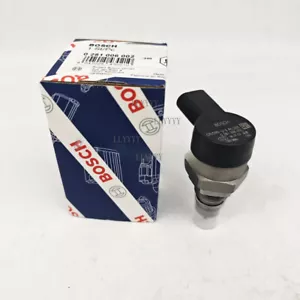 0281006002 Fuel Rail Pressure Regulator Relief Valve For Audi Seat VW 057130764H - Picture 1 of 10
