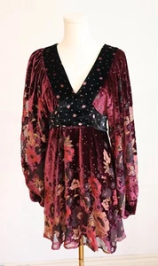 Free People Last Letter Burnout Velvet Mini Dress Burgundy Sz.XS Used (Like New) - Bild 1 von 8