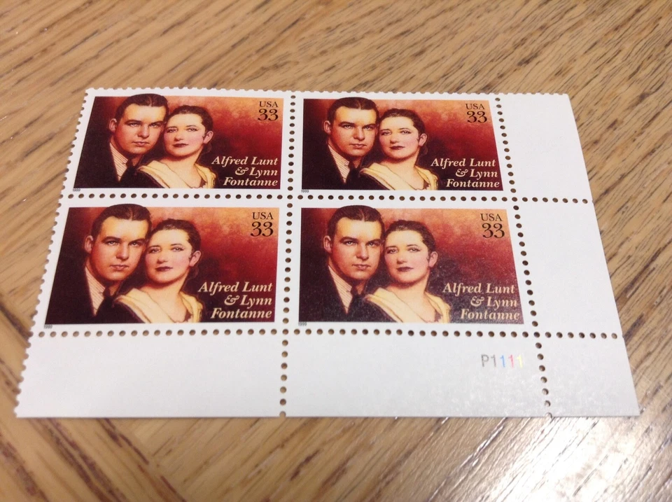 Scott # 3287  Plate Block of 4  ~ 33c LUNT & FONTANNE 1999 - Image 1 of 1