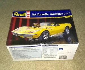 2005 Vintage Revell 68 Corvette Roadster Plastic Model Kit Open Box Sealed Parts - Picture 1 of 6