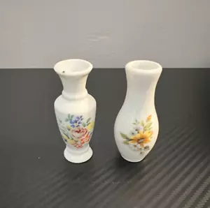VINTAGE BEAUTIFUL Miniature Ceramic Vases w/Flowers Yellow Pink 2.5" Tall - Picture 1 of 6