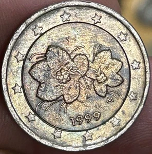 Finlandia Moneda 2 Euros 1999 Flor Fresa Moneda Camuflaje Ambiental | - Imagen 1 de 7