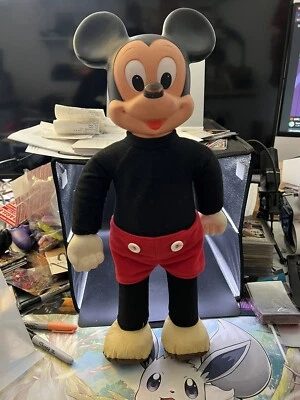 Marching Mickey Mouse Hasbro Walt Disney 19" Vintage 1975 Foto 1 de 4