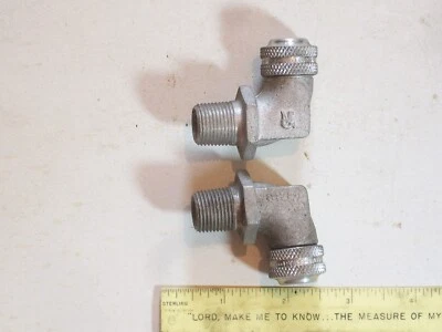 Electric STRAIN RELIEF CONNECTOR PYLE NATIONAL DB490 3/8 INCH 90 DEGREE ELBOW - Image 1 of 3