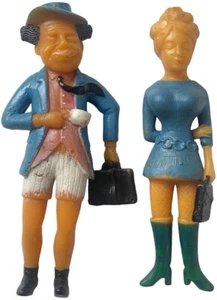Pareja de goma Jiggler de mediados de siglo hombre mujer década de 1960 Hong Kong juguetes par muñecas 1969 - Imagen 1 de 13