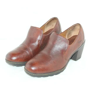 B.O.C women's slip on mid heel dark brown leather dress booties size 8.5 Medium - Picture 1 of 6