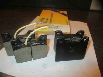 NOS Girling/Lockheed#GP150,7011D78,CDM388FG Brake Pad Set 68-71 Peugeot 504,504D - Image 1 of 4