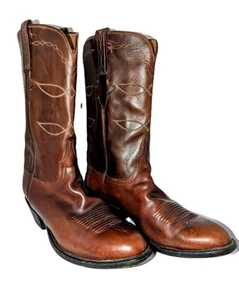 Stivali vintage Lucchese classici fatti a mano USA uomo pelle marrone cowboy 10,5 EEE LEGGI - Foto 1 di 24