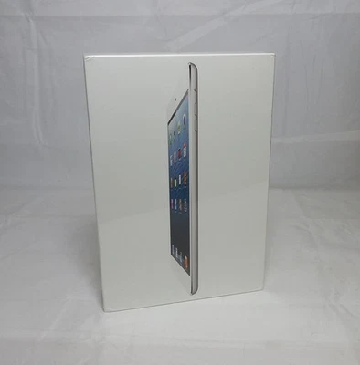 Boxed Apple iPad Mini A1432 32GB Wi-Fi - White (MD532LL/A) - Image 1 of 3