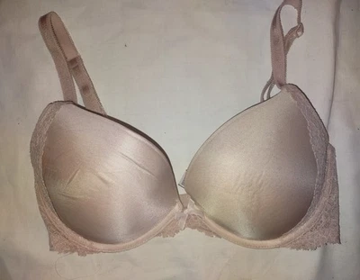 Бюстгальтер пуш-ап Victoria's Secret Dream Angels, бежевый, размер 32DD, проводной  - Изображение 1 из 4