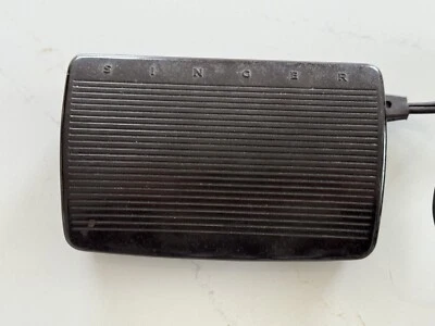 SINGER Touch & Sew 618811-013 Sewing Machine 3 Prong Foot Pedal Speed Controller - Image 1 of 4