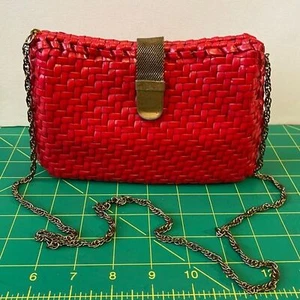 Vintage Marshall Fields Red Woven Clutch with Gold Closure. Made in Hong Kong - Picture 1 of 12