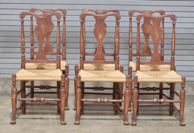 Juego de 6 sillas de comedor estilo Queen Anne pintadas de rojo primitivas con asientos Rush Foto 1 de 4