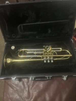 Trompeta Jupiter JTR-700 Buen Estado Con Estuche Y Boquilla Júpiter 7c Usada Foto 1 de 4