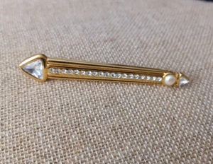 MONET Crystal Pearl Rhinestone Arrow Lapel Bar Pin Brooch - Picture 1 of 7
