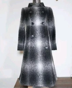Burberry Women's Alpaca/Wool Coat/Jacket. Made in Italy. $1510.00. IT sz 38  - Picture 1 of 10