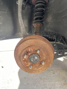 1994-1997 HONDA ACCORD RIGHT REAR KNUCKLE SPINDLE HUB DRUM NON-ABS TYPE - Picture 1 of 3