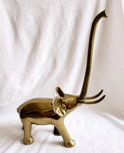 Vintage Brass Plated Good Luck Elephant Ring Holder Home Deco Sculpture Figurine - Picture 1 of 7