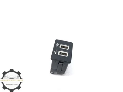 Ford F150 2015-2020 módulo de enchufe de puerto de carga USB OEM Foto 1 de 4