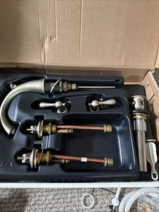 Delta 4530-nnlhp Wasserhahn siehe mit Griffen Wasserhahn Set Neu siehe Bilder - Bild 1 von 17
