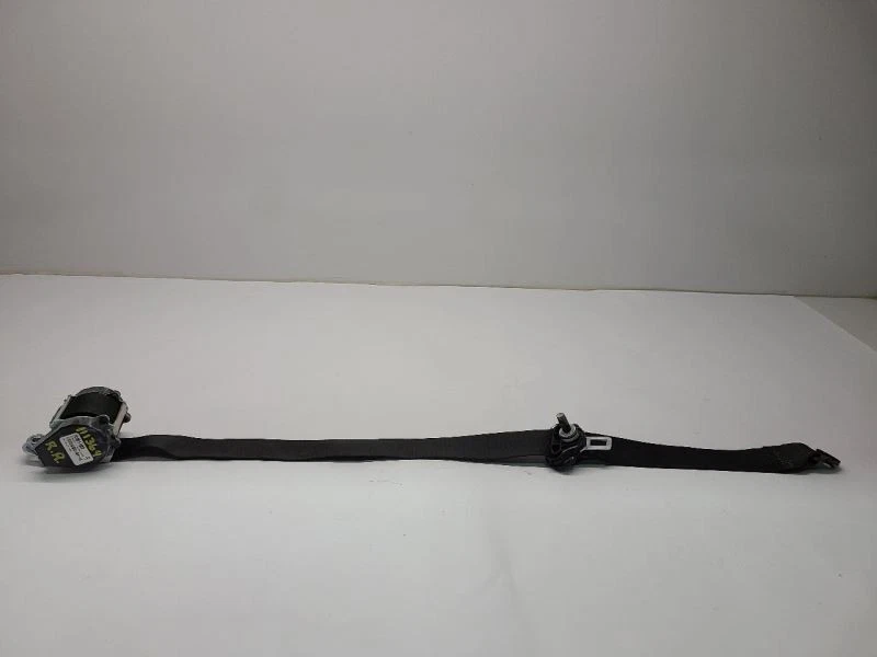 10-17 CHEVROLET EQUINOX RIGHT RH REAR SEAT BELT RETRACTOR BLACK - Imagem 1 de 4