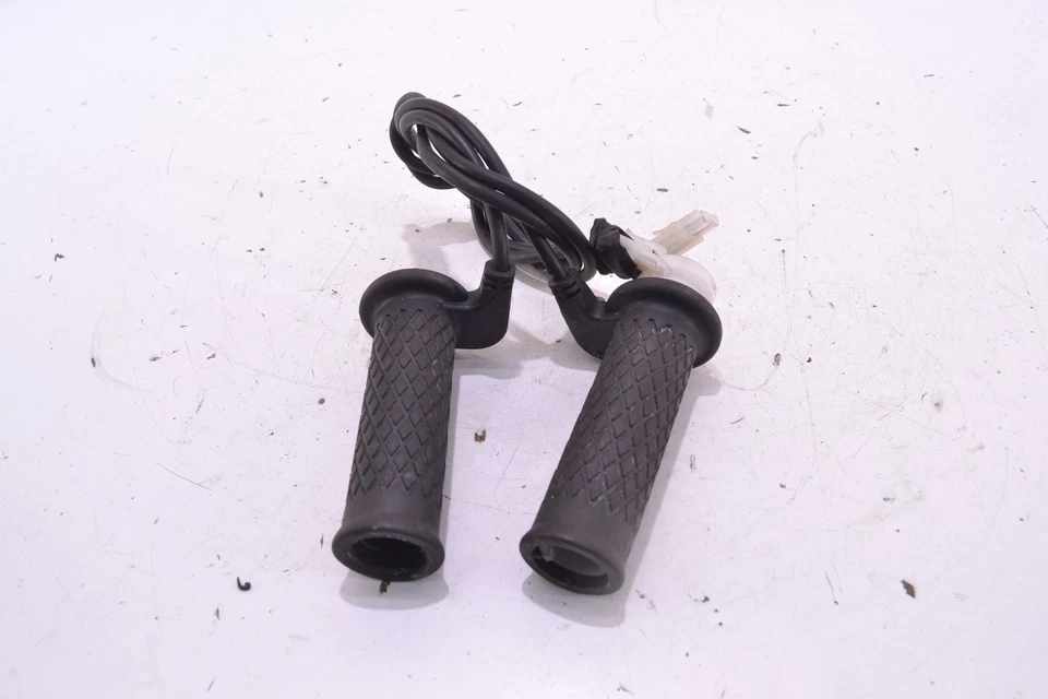 Moto Guzzi Breva 750 Front Handlebar Grips Set Grips 2004 17029575 - Image 1 of 4