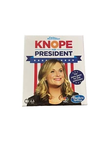 Juego de cartas de fiesta Knope for President para parques y recreación de la NBC de 14 años en adelante - Imagen 1 de 2