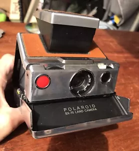 Vintage Polaroid SX-70 Land Camera With Minor Engraving - Picture 1 of 6