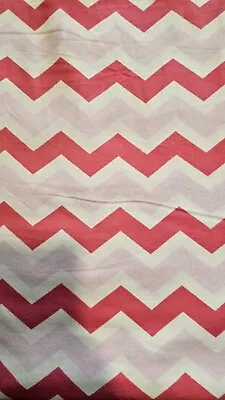 5 YARD 22" ZIG ZAG CHEVRON STIPE FLANNEL FABRIC~SEWING RAG QUILT PINKS WHITE - Image 1 of 3