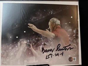 Foto firmada de Barry Switzer de Oklahoma Sooners 8x10 inscrita 157-29-4 (Beckett) - Imagen 1 de 3