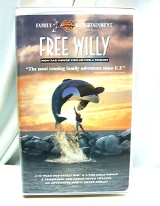 FREE WILLY VHS Orca Whale Movie Video Warner Brothers , 1993, Clamshell Case - Picture 1 of 2