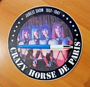 GROS Autocollant publicitaire CRAZY HORSE PARIS LOVA MOOR SHOW 1981 vintage - Photo 1/2