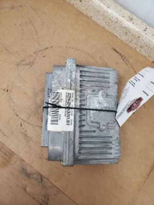 Módulo de control electrónico ECM del motor 6-191 3,1 L compatible con 96 ACHIEVA 284411 Foto 1 de 4