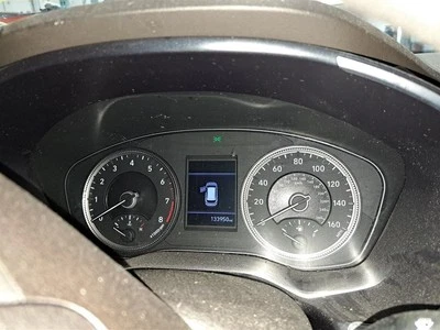 Cuadro de instrumentos/cabezal de velocímetro 2019 Santa Fe Sku#4126887 Foto 1 de 4