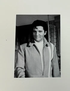 ELVIS PRESLEY AUTHENTIC CLEAR RARE PHOTO 1967 SPEEDWAY + CERTIFICATE - Bild 1 von 3