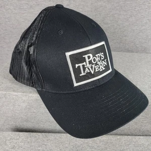 Gorra de camionero vintage Poes Tavern SC negra con cierre a presión espalda de malla bordada - Imagen 1 de 7