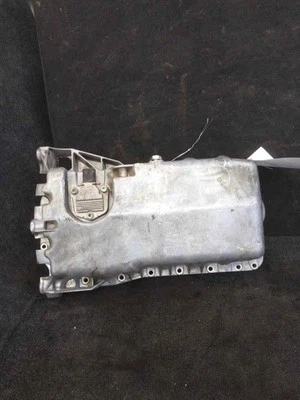 Oil Pan VOLKSWAGEN GOLF GTI 00 01 02 03 04 05 06 - Image 1 of 2