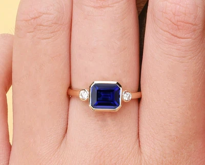 Anello da donna con pietra preziosa creata in laboratorio zaffiro blu e... - Immagine 1 di 4