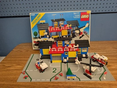 Cargo Center 6391 100% Complete W/ Box & Instructions | Legoland Lego 1984 - Image 1 of 4
