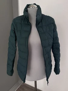 Uniqlo Ultra Light Down Weste Daunenweste Damen Gr. S/M grün langarm - Bild 1 von 11