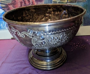 Versilberte Schale – Vintage Dekorationsobjekt mit Blumendekoration - Bild 1 von 6