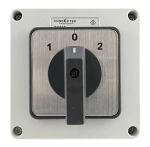 Connected Switchgear 3 Pole 32A Change Over Switch IP55 | SC332 - Picture 1 of 1