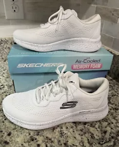 Skechers Women Skech-Lite Pro 149990 white Sz 9 Medium RETAIL RETURN - Picture 1 of 8