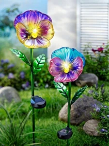 Solar-Gartenstecker Veilchen 2er-Set mit unterschiedlichen Farbkombinationen - Bild 1 von 3