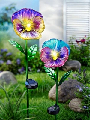 Solar-Gartenstecker Veilchen 2er-Set mit unterschiedlichen Farbkombinationen  - Bild 1 von 3