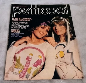 PETTICOAT MAGAZINE March 1971 BOBBY MOORE VINTAGE 1970s Teen WOMEN - Picture 1 of 8