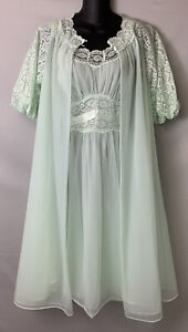 VTG 50s 60s Vanity Fair 2 Pc Peignoir Set Nightgown & Robe Sz 34 Chiffon & Lace