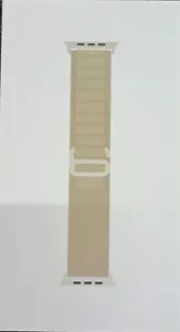 Cinturino Orologio Originale Apple Anello Alpino (49 mm) Oliva - Medio (adatto 145 mm - 190 mm) - Foto 1 di 4