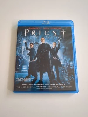 Priest (Blu-ray Disc, 2011) ¡Probado! ¡Envío gratis! Foto 1 de 4