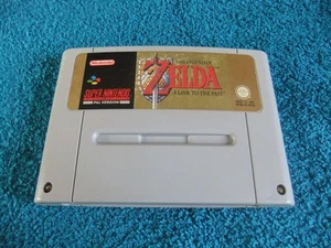 THE LEGEND OF ZELDA A LINK TO THE PAST SUPER NINTENDO / SNES GAME - Picture 1 of 3